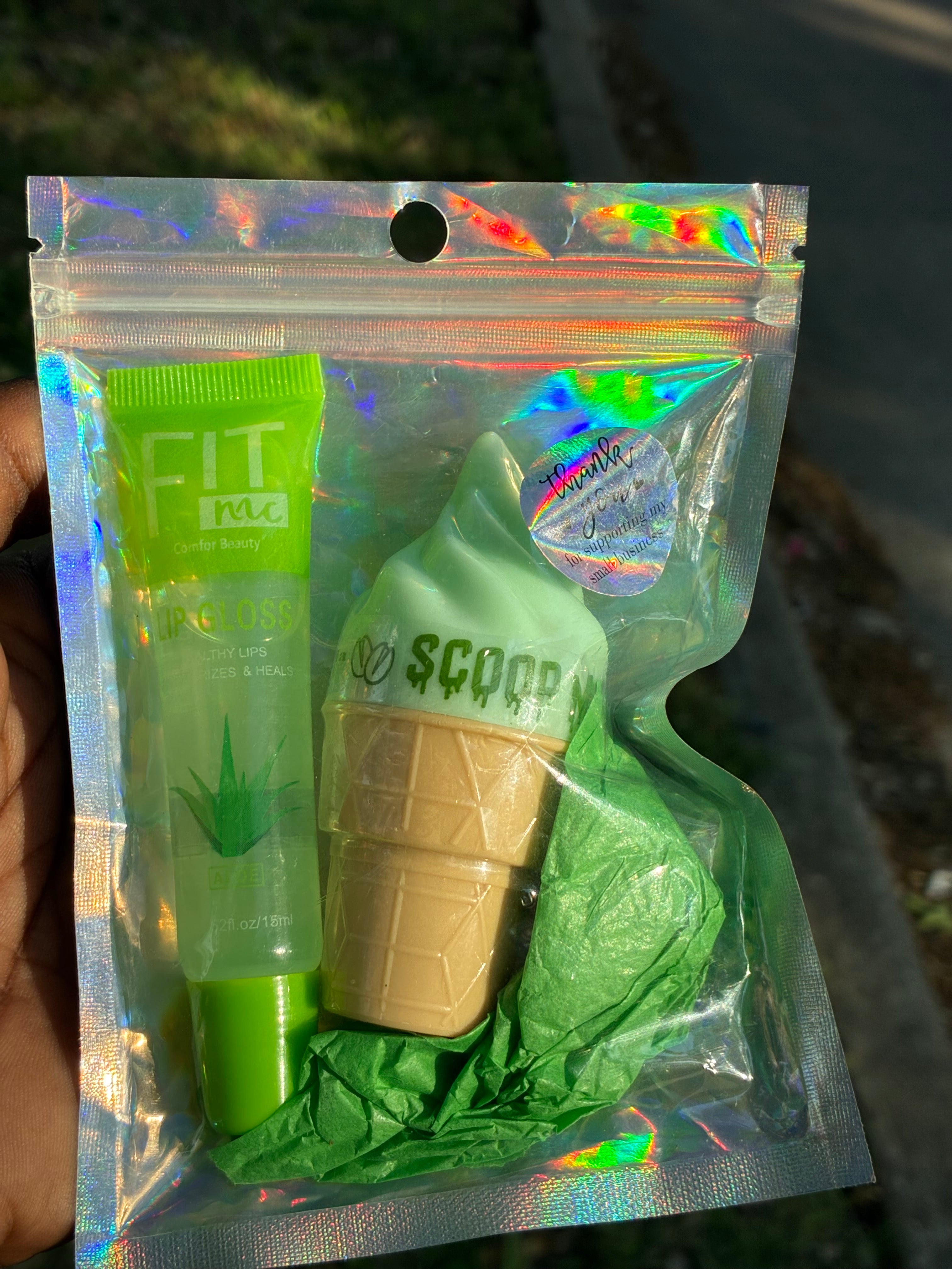 The “She’s Glowing Duo”